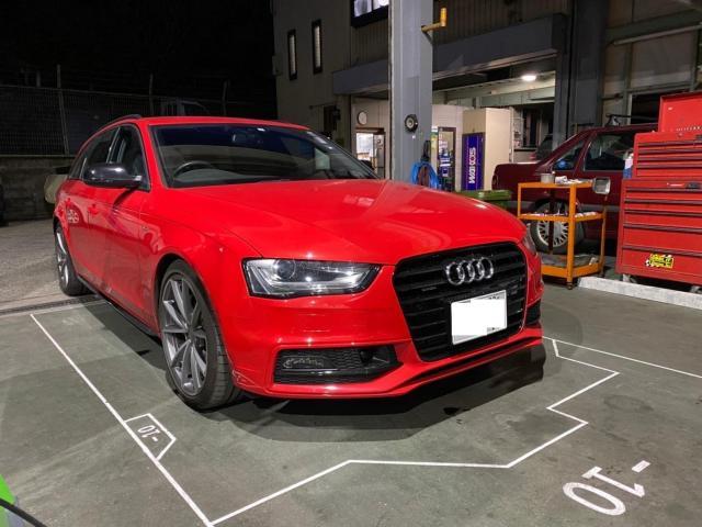 アウディ　A4アバント　車検でご入庫いただきました。