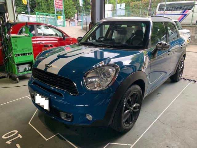 MINI　クロスオーバ　エンジンオイル漏れ修理のはずが・・・・