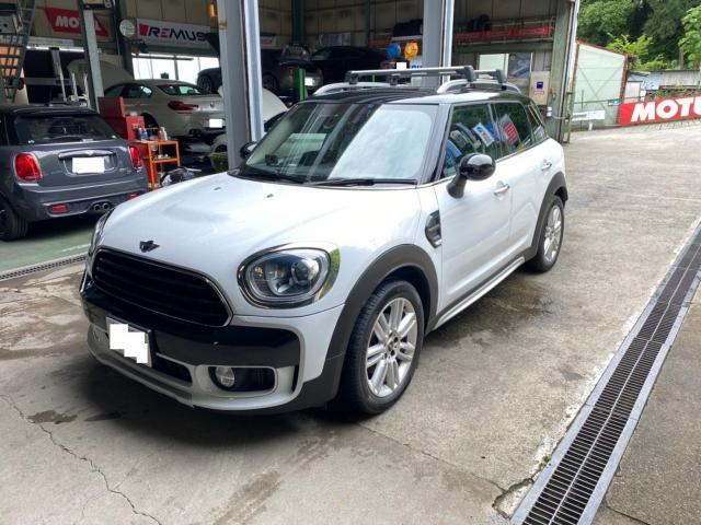 ＭＩＮＩ　クロスオーバー　車検ですんなり修了のはずが・・・