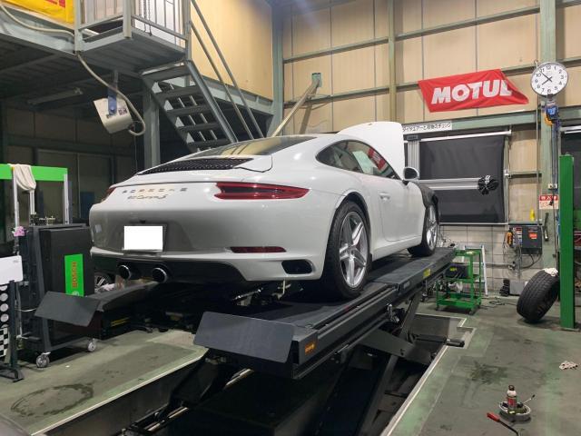 ポルシェ９９１　車検整備です。