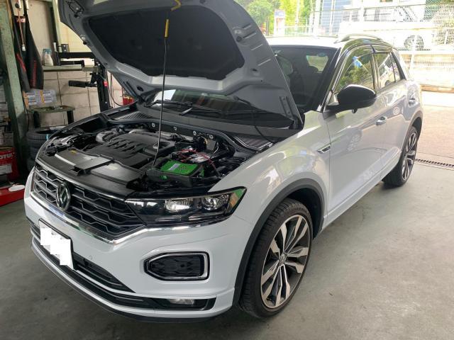 フォルクスワーゲン　T-ROC　車検整備でご入庫です。