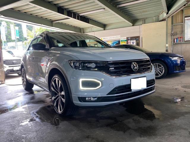 フォルクスワーゲン　T-ROC　車検整備でご入庫です。