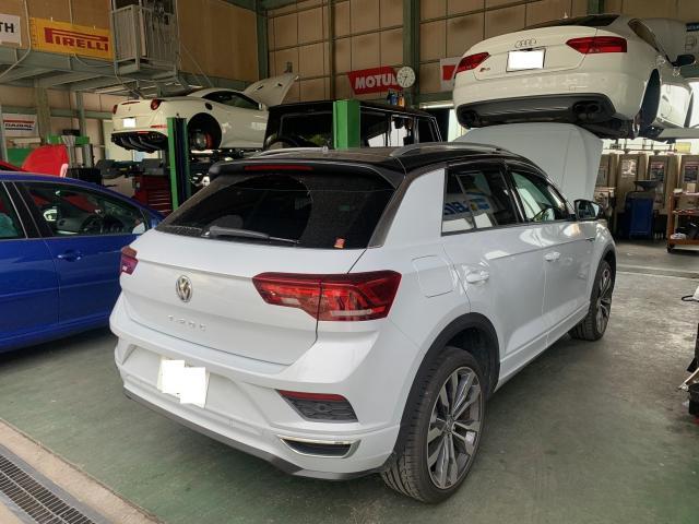 フォルクスワーゲン　T-ROC　車検整備でご入庫です。