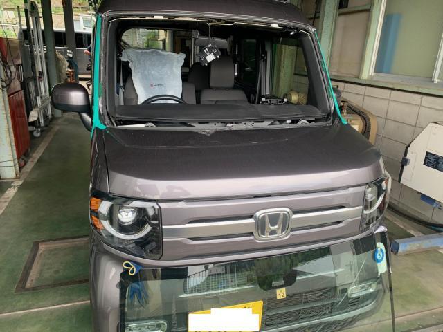 ホンダ　N-VAN　ガラス交換後のエーミング作業