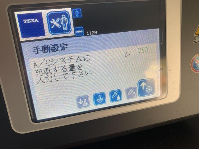 アルファード　エアコン効き不良でご入庫です。