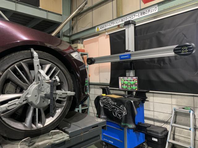 ジャガー　ＸＪ　サスペンション・足回り修理・整備・タイロッド交換・ホイールアライメント