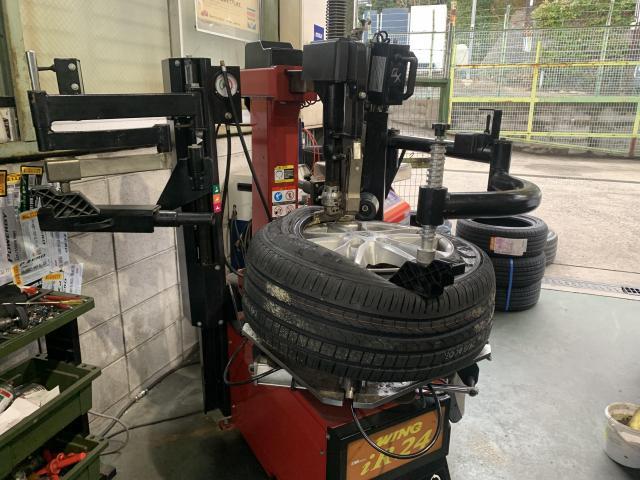 ポルシェ　カイエン　ホイール・タイヤ交換