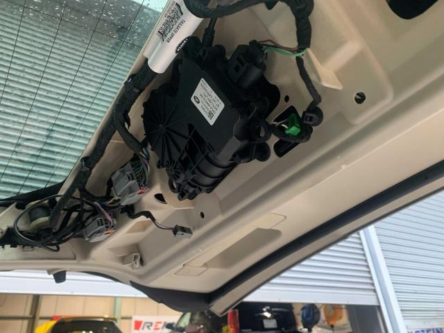 ランドローバー　レンジローバー　内装補修・修理・天井張り替え