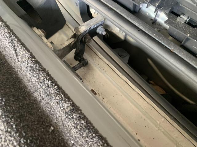 ランドローバー　レンジローバー　内装補修・修理・天井張り替え