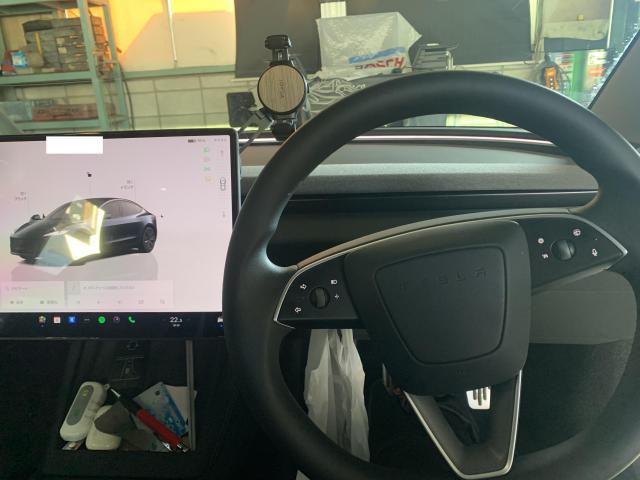 テスラ　モデル３　ホイール・タイヤ交換