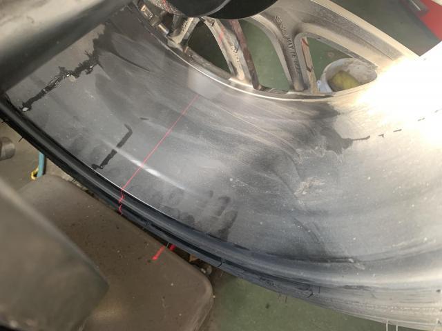 テスラ　モデル３　ホイール・タイヤ交換