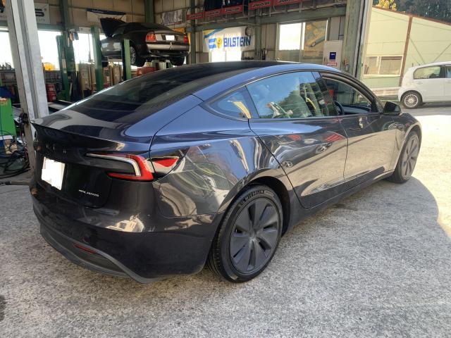 テスラ　モデル３　ホイール・タイヤ交換