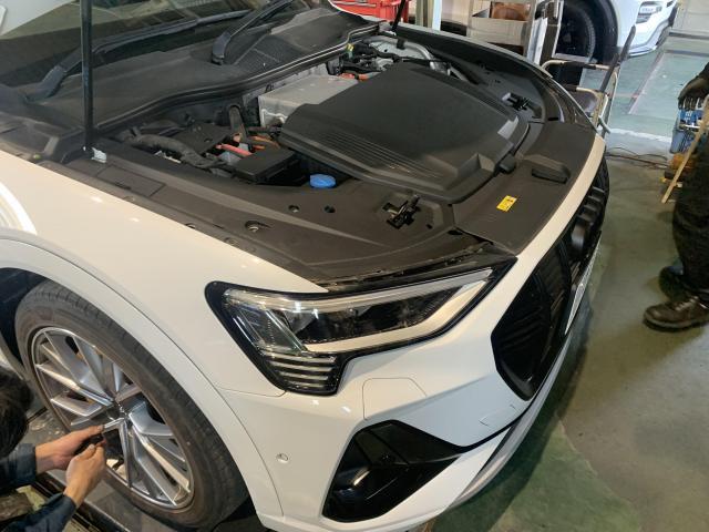 アウディ　ｅ－トロン　ホイール・タイヤ交換