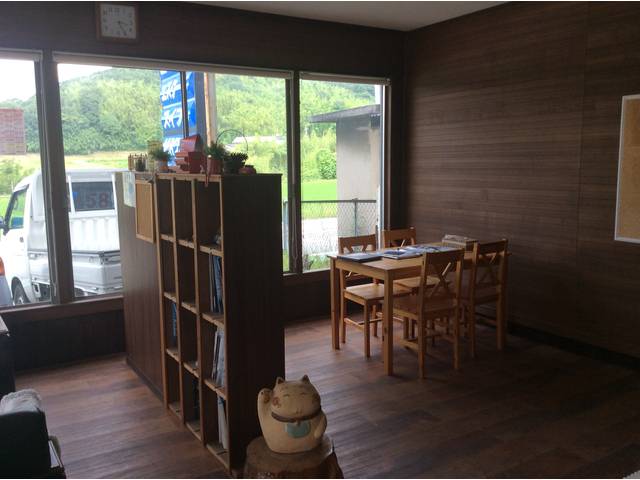 ゆったりした商談スペース