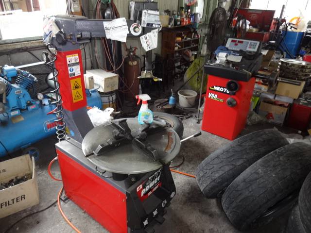 藤木自動車整備工場3