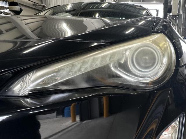 トヨタ ８６ 型式：ZN6　ヘッドライトクリーニング 黄ばみ 汚れ 除去 ボディメンテナンス ヘッドライト光度不足解消　広島市 西区 商工センター