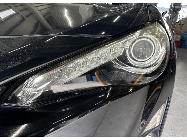 トヨタ ８６ 型式：ZN6　ヘッドライトクリーニング 黄ばみ 汚れ 除去 ボディメンテナンス ヘッドライト光度不足解消　広島市 西区 商工センター