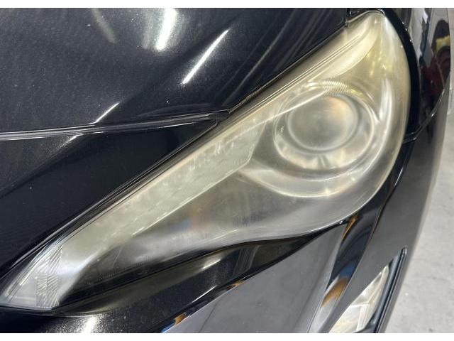 トヨタ ８６ 型式：ZN6　ヘッドライトクリーニング 黄ばみ 汚れ 除去 ボディメンテナンス ヘッドライト光度不足解消　広島市 西区 商工センター