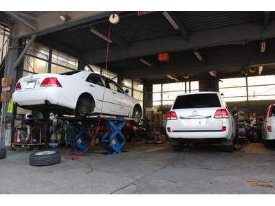 指定工場（民間車検場）完備で安心の車検！