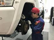 （株）ＥＮＥＯＳ　ウイング　湾岸浦安フリートＴＳ　作業風景　足回り整備　車検などもお任せ下さい！