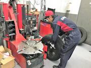 （株）ＥＮＥＯＳ　ウイング　湾岸浦安フリートＴＳ　作業風景　タイヤ交換、持込タイヤも大歓迎です！