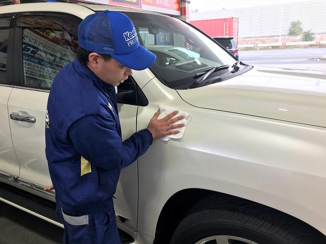 （株）ＥＮＥＯＳ　ウイング　湾岸浦安フリートＴＳ　作業風景　キーパーコーティング