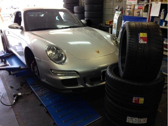 神奈川県　ポルシェ　911GTS　組換