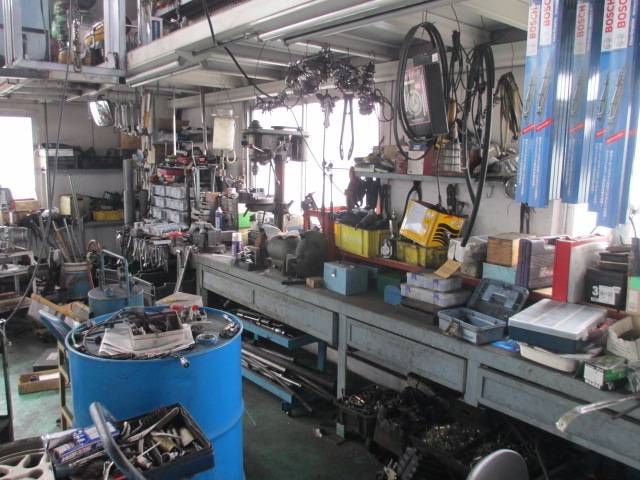 羽田自動車整備工場3