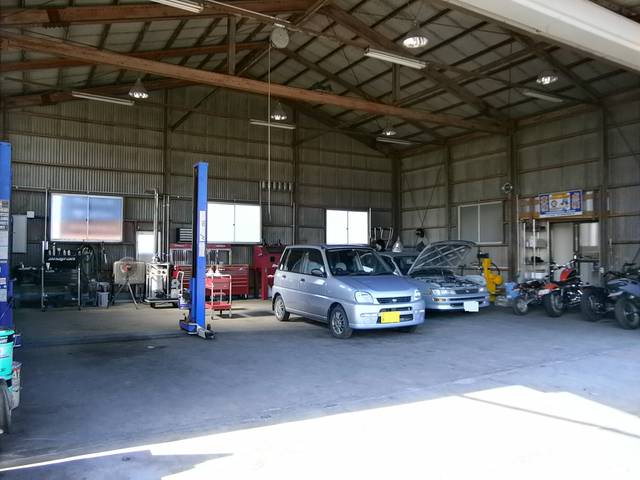 阿久澤自動車整備工場2