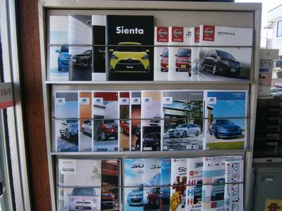 各メーカー新車・中古車販売いたします。