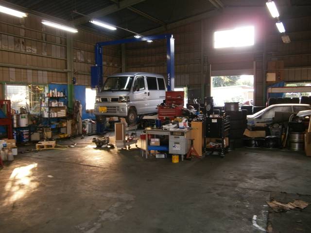 オートサービス　ウットビレッジ3