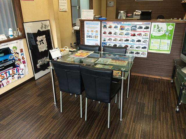 作業中、快適にお待ち頂ける様いつもきれいにしています。