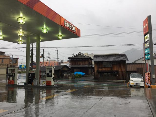 梅雨入り！？　（西脇市）＜一日車検・修理・交換・取付・保険・コーティング＞