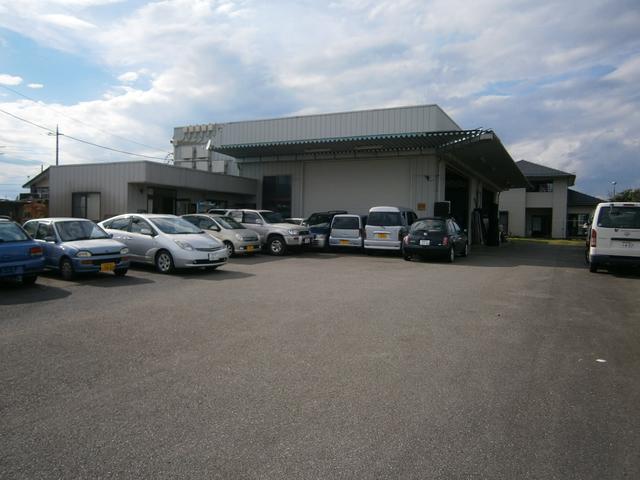 有限会社　カブ自動車