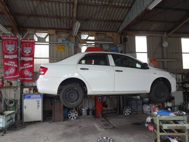 熟練メカニックがメンテナンスを実施します。