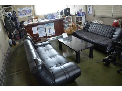 タイヤ持込、パーツ取り付け大歓迎!