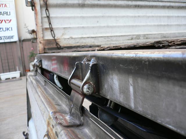 ボンゴトラック　事故鈑金　京都市　南区　修理整備