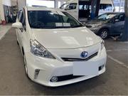 プリウスα　フロントバンパー　そのまま使用可能　綺麗な方だと思います。 プリウスα フロントバンパー そのまま使用可能 綺麗な方だと思い