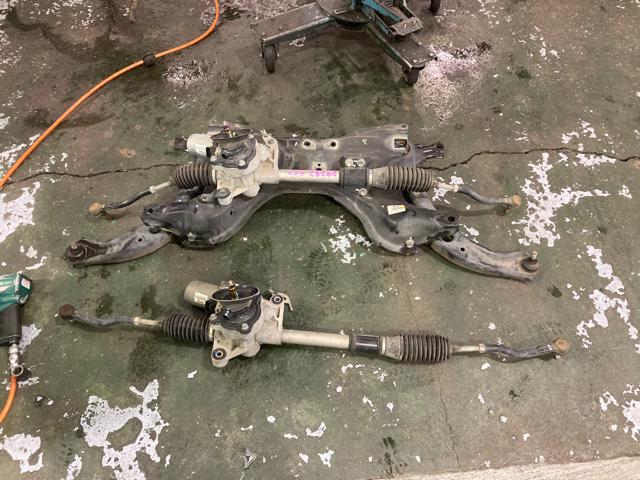 ホンダ　ライフ　ステアリングギヤボックス　交換
ハンドル　異音　大阪　岸和田　貝塚　熊取　泉佐野