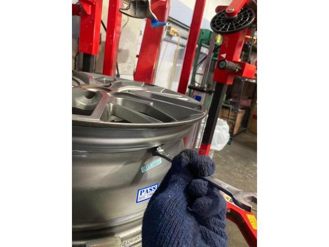 ダイハツ　トール　タイヤ交換