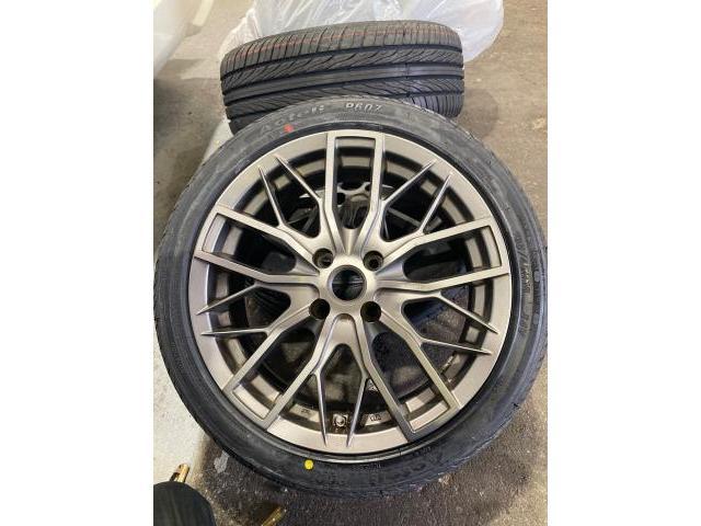 ダイハツ　トール　タイヤ交換