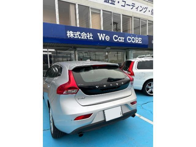 ボルボ Ｖ４０右リアタイヤ廻り リアドア 鈑金塗装