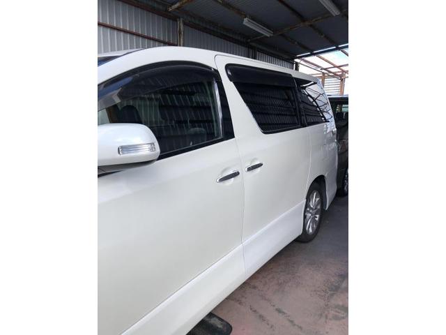 トヨタ　ヴェルファイア　鈑金・塗装