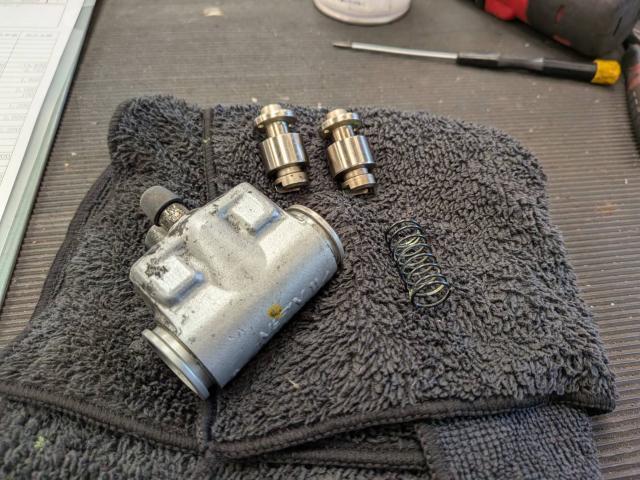 ホンダ　Ｎ－ＢＯＸ　リアホイールシリンダーカップ　交換