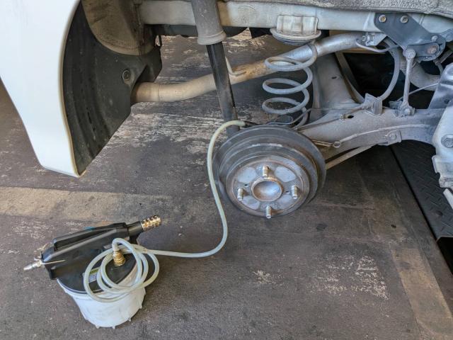 ホンダ　Ｎ－ＢＯＸ　リアホイールシリンダーカップ　交換