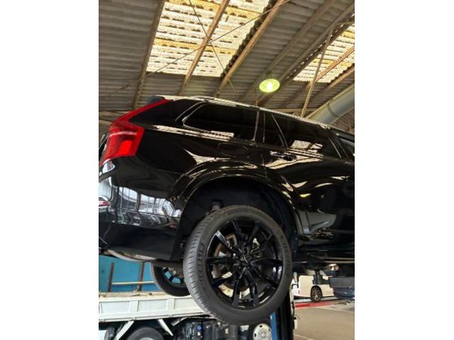 ボルボ　ＸＣ９０　タイヤ交換