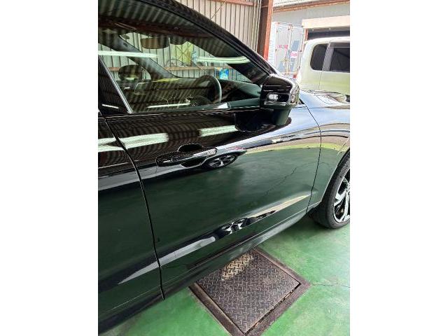 ボルボ　ＸＣ６０　ホイールキズ修理　フロントドアへこみ修理