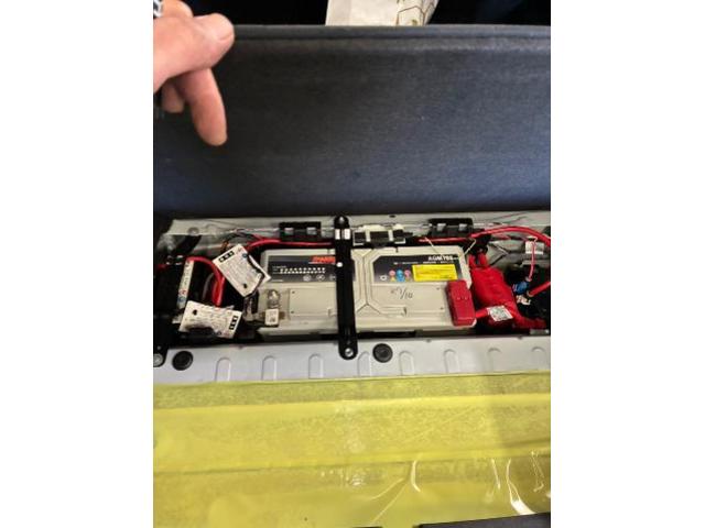 BMW 7シリーズ バッテリー交換 持ち込み 可能