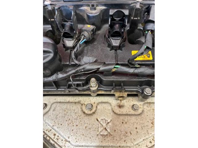 BMW ミニ　サーモハウジング　タペットカバー　ダイレクトコイル交換