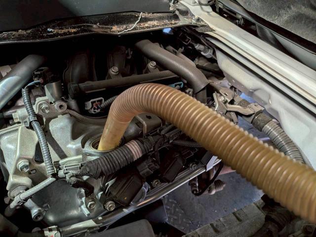 トヨタ　ピクシスバン　オイル交換　ボトルキープでお得にスムーズ